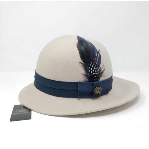 GOORIN BROS // ltd ed lady eileen asymmetric wool hat - Picture 2 of 10